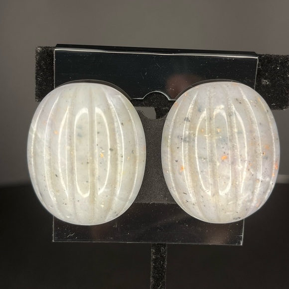 Large Resin Earrings - Picture 1 of 3